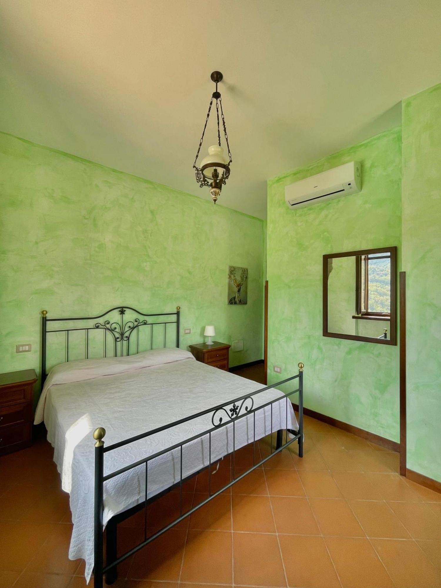 Agriturismo Piano Di Andrea Ostigliano Eksteriør billede