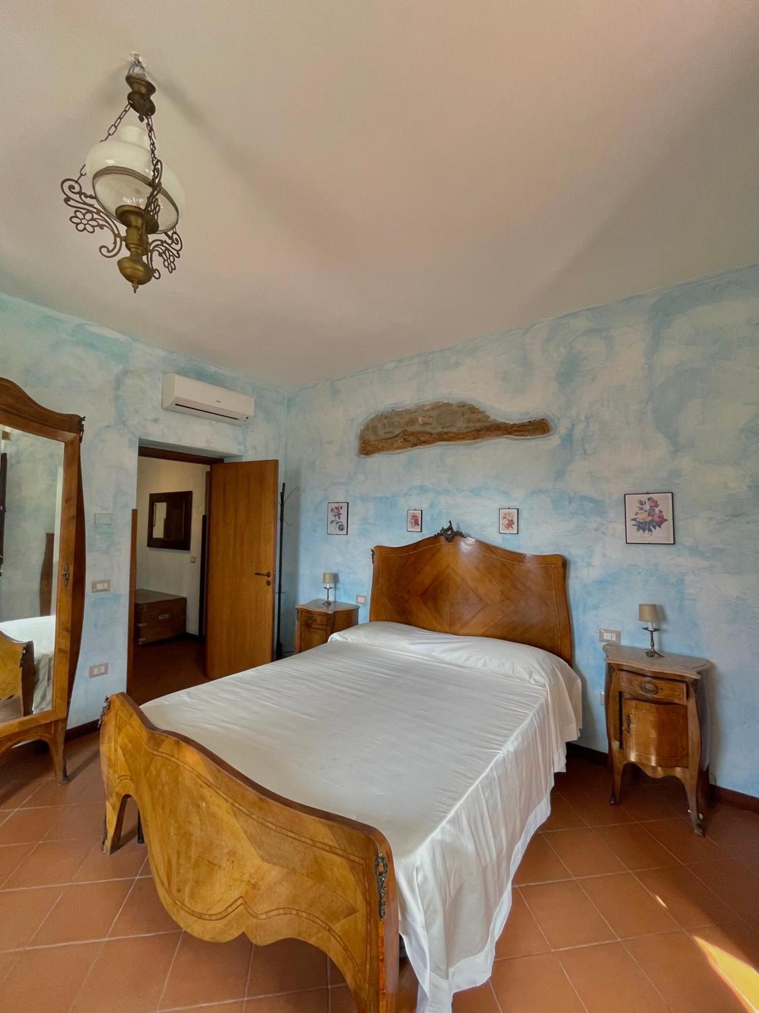 Agriturismo Piano Di Andrea Ostigliano Eksteriør billede