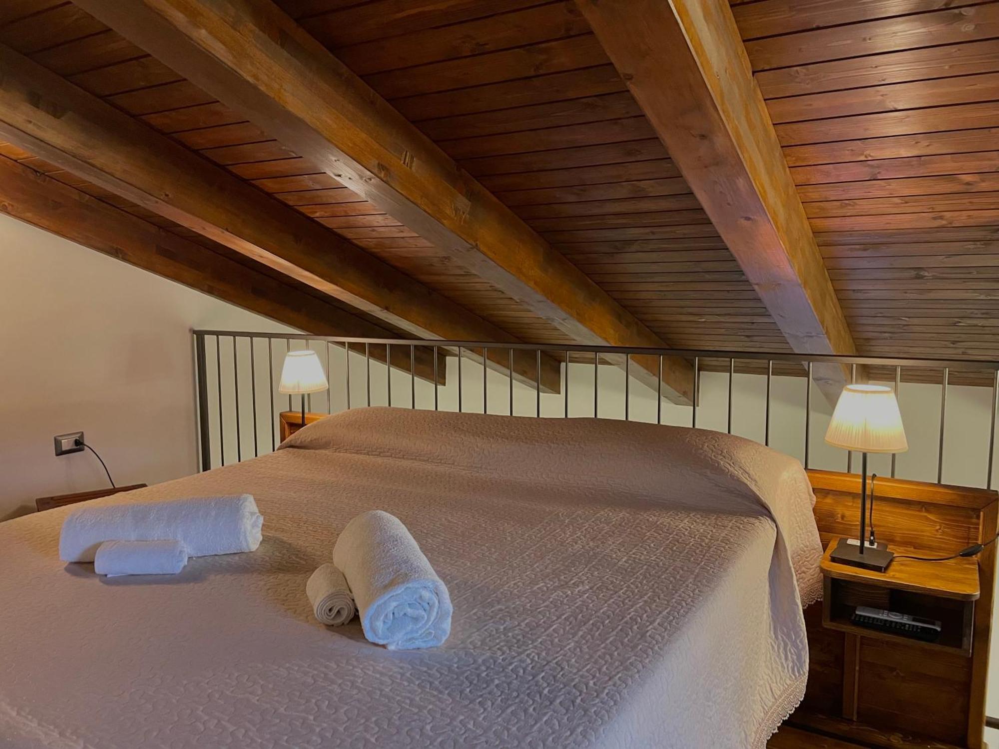 Agriturismo Piano Di Andrea Ostigliano Eksteriør billede