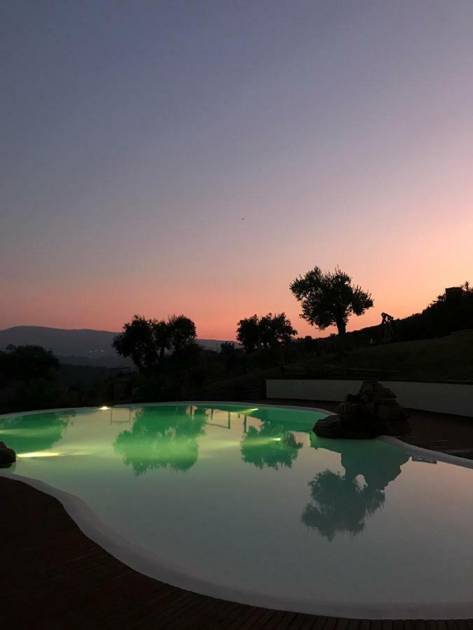 Agriturismo Piano Di Andrea Ostigliano Eksteriør billede